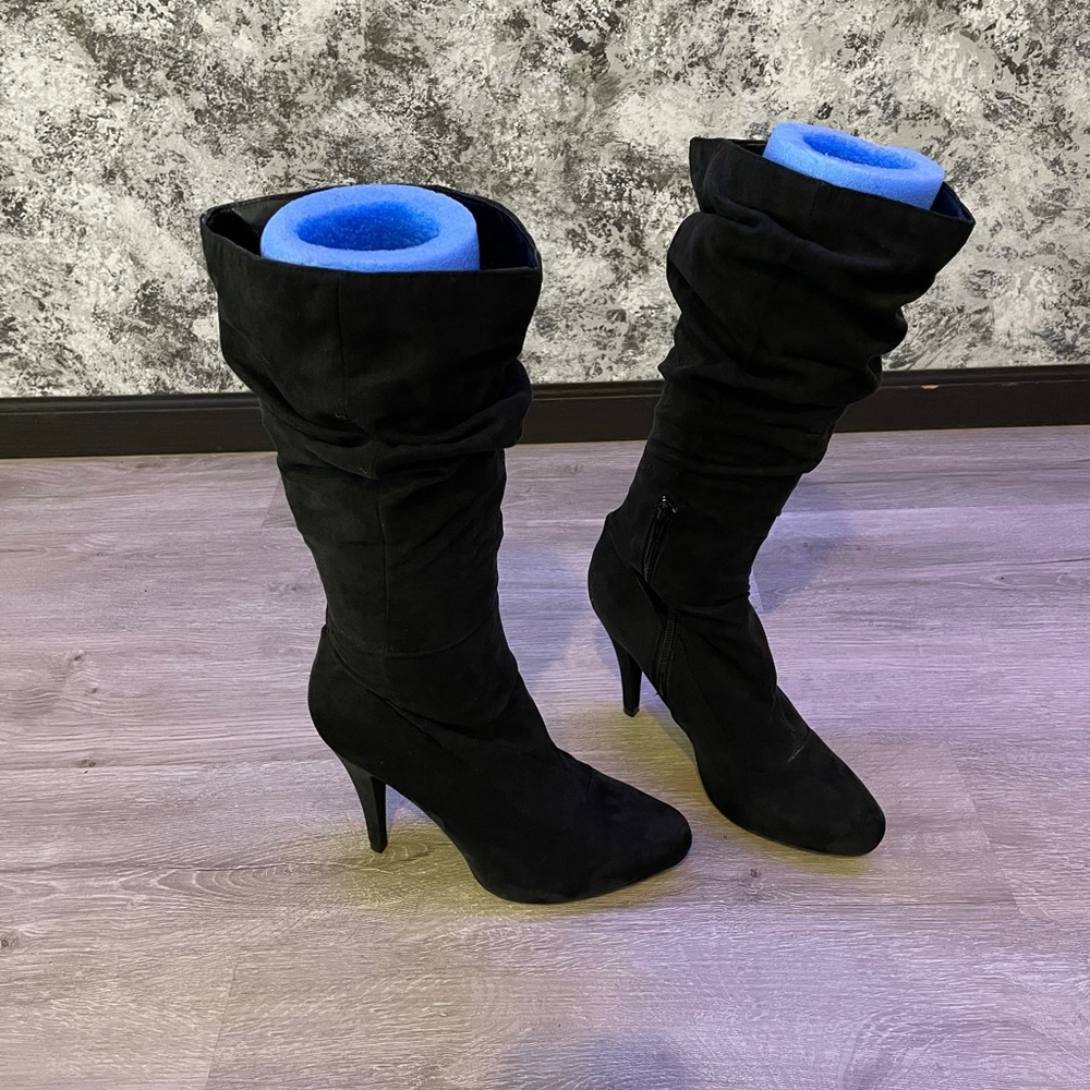 Elle high heel boot size 8